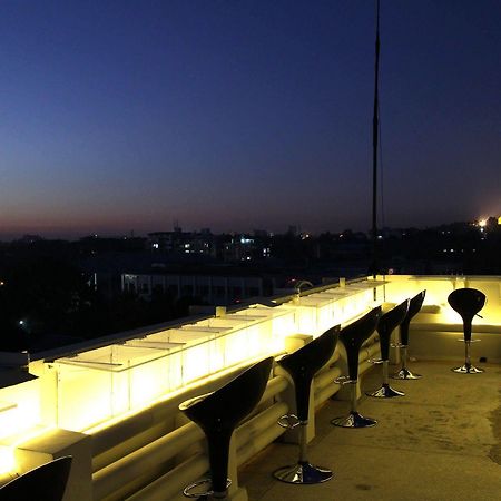 فندق ألفا يانغون المظهر الخارجي الصورة